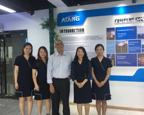 Welcome customer visitor our office and factory
